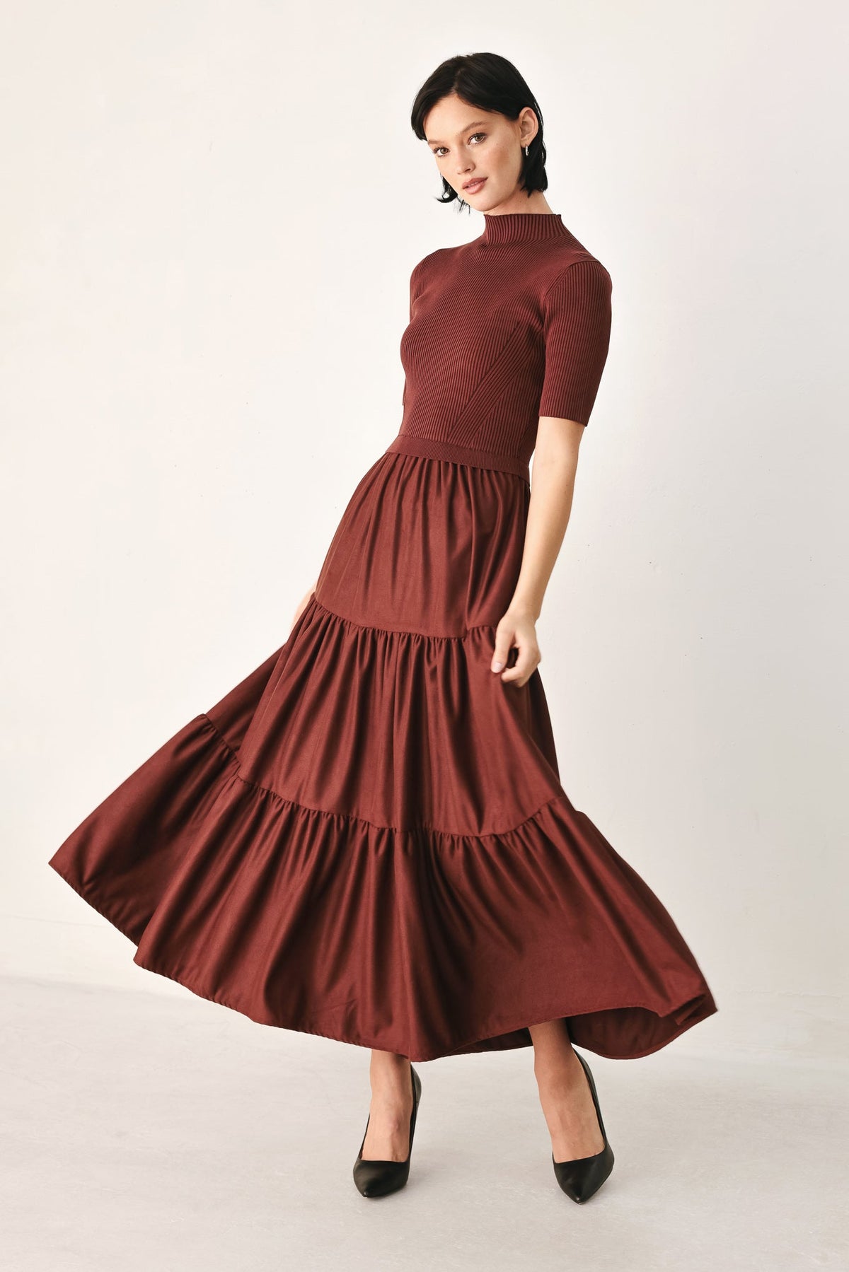 Brick tiered midi dress with short sleeves, ribbed knit bodice, mock neck