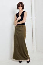 Woven skirt in olive brown, high-rise straight midi length with side pockets
