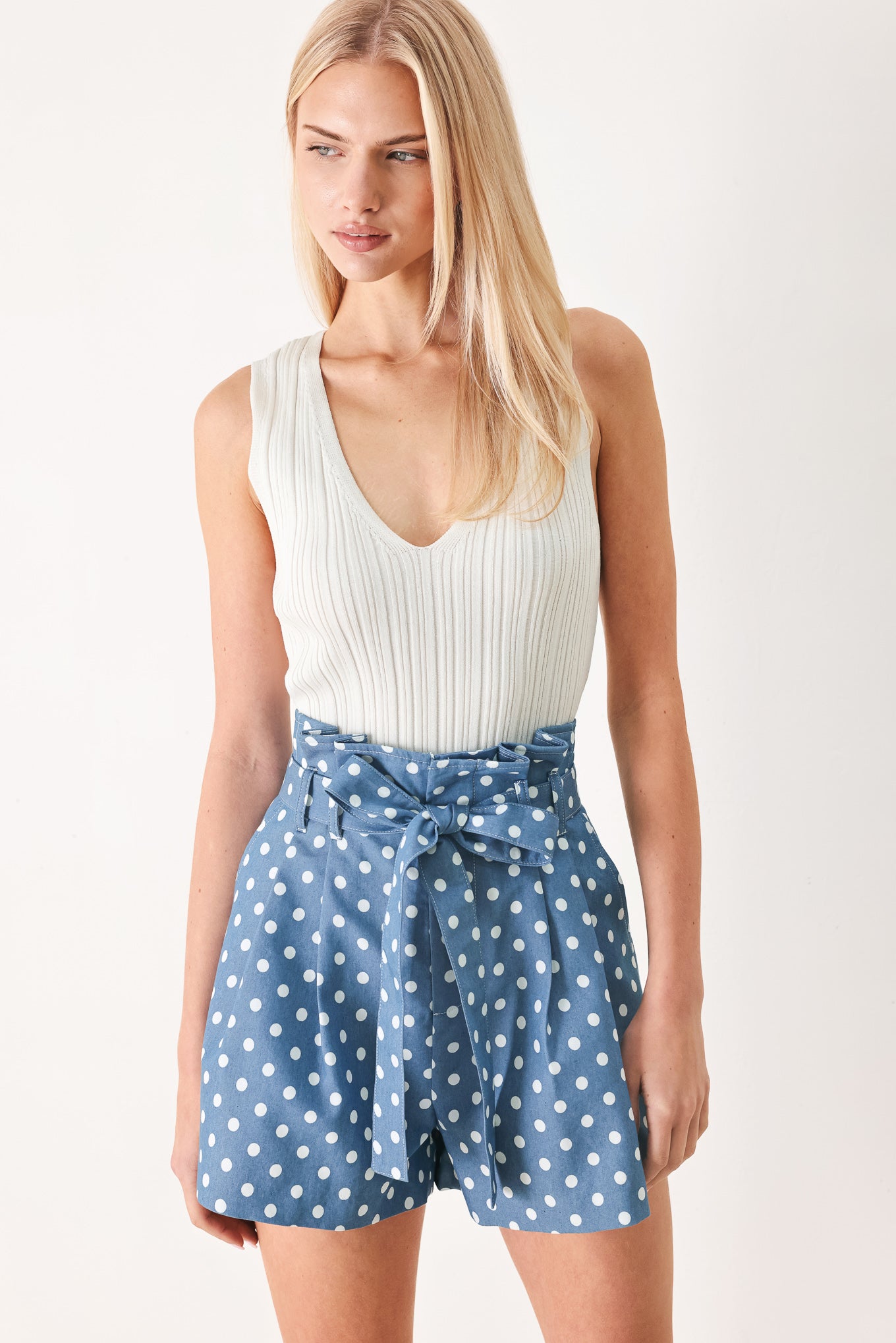 Light denim polka dot shorts with waist tie, gathered at waistband