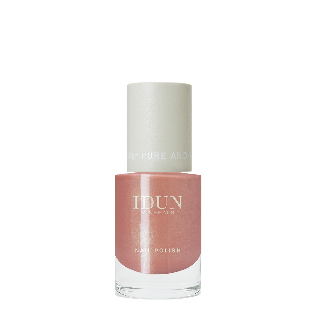 NAIL POLISH