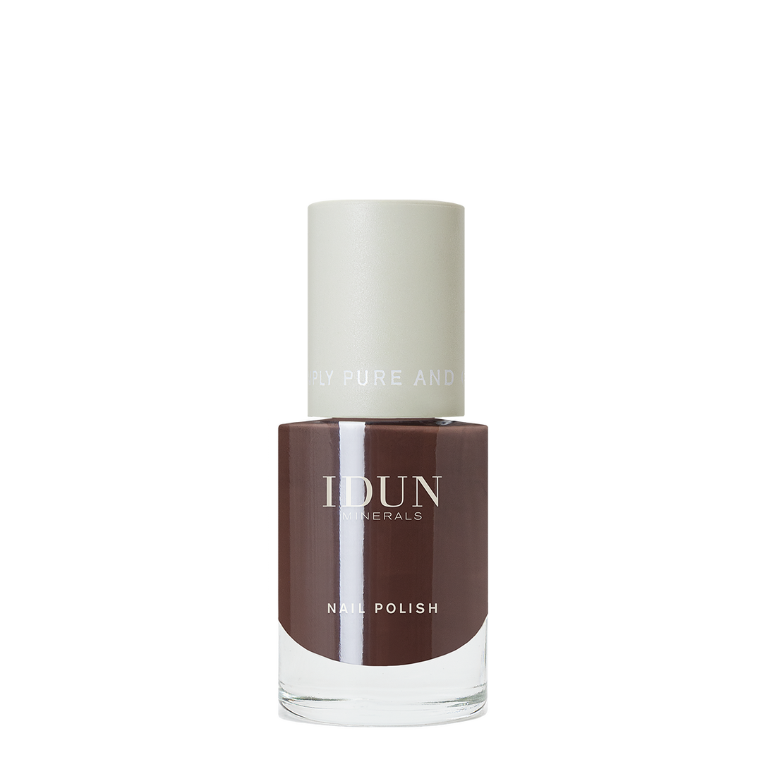 NAIL POLISH