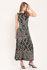 Black sleeveless midi sweater dress with paisley jacquard print and crew neck