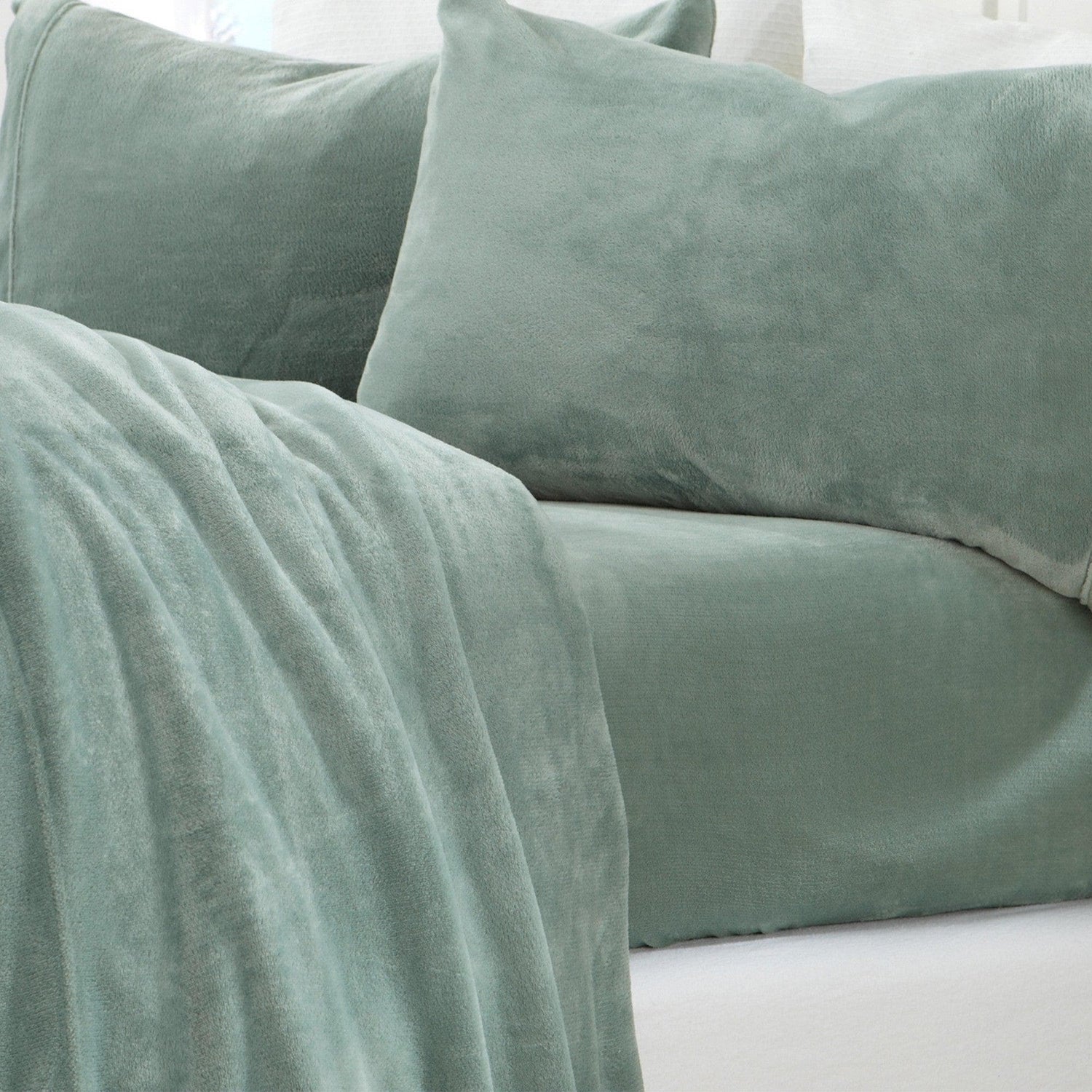 Solid Plush Sheet - Velvet Luxe Collection