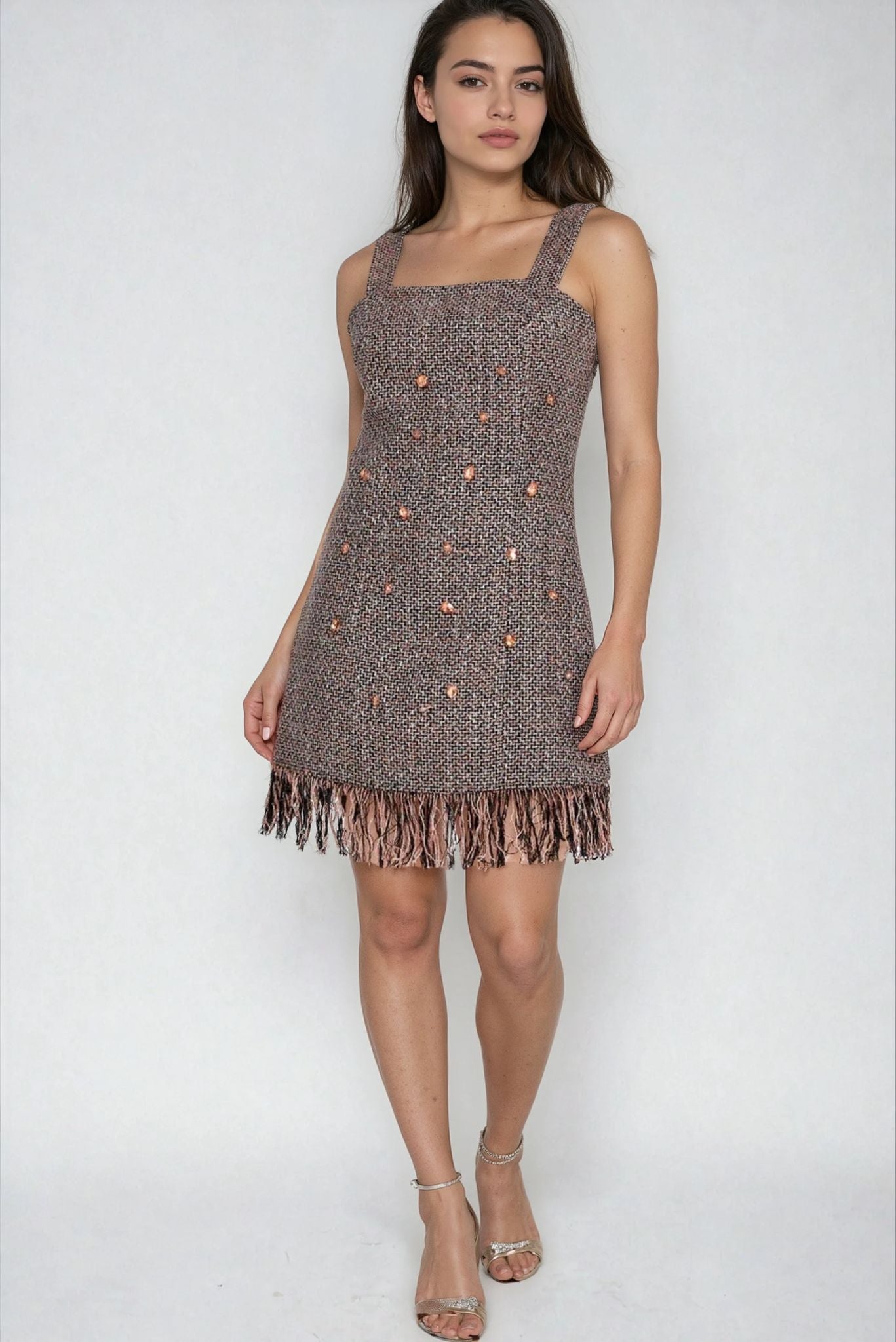Sleeveless square-neck tassel dress with speckled brown fabric and fringe hem